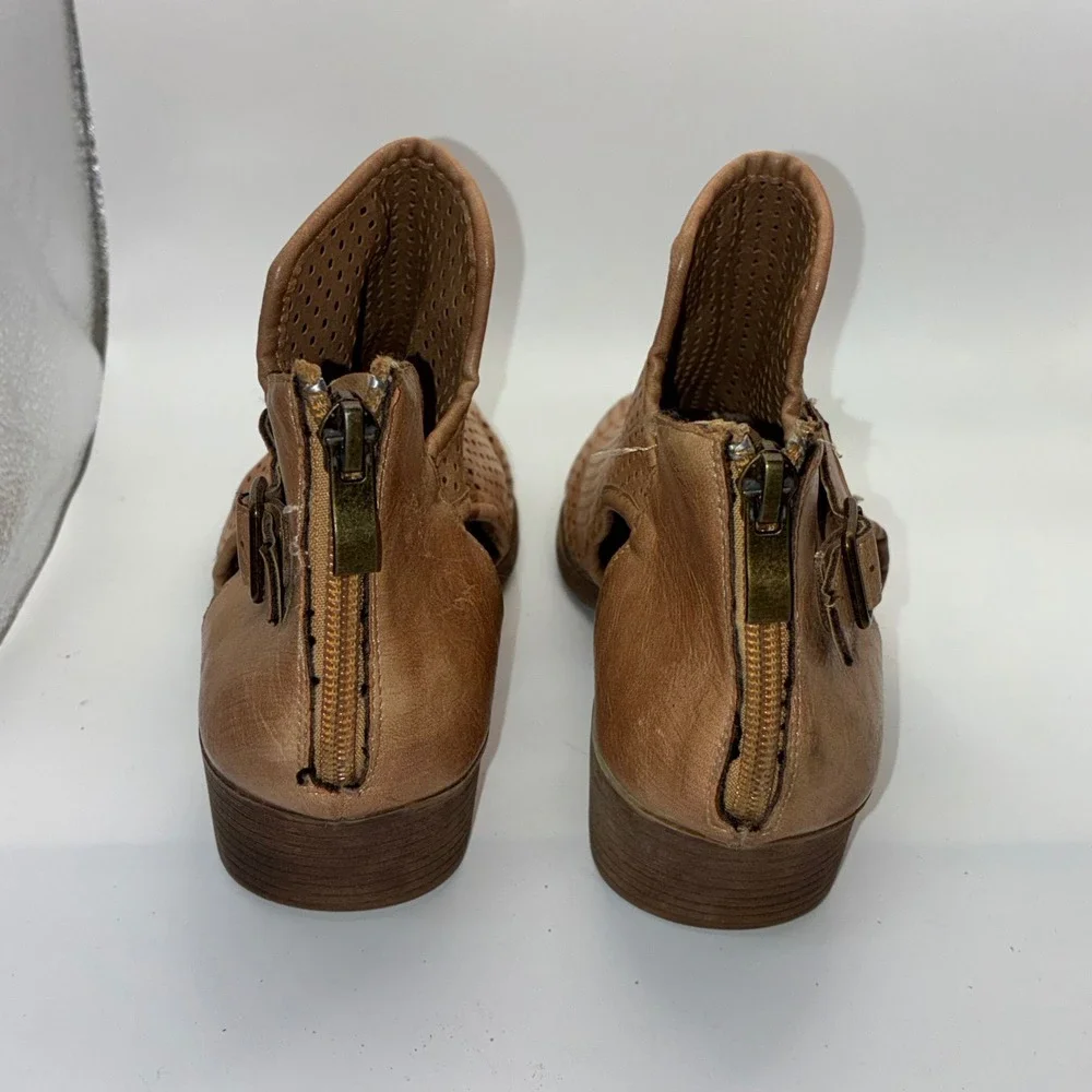 Tan Perforated Leather‎ Cut Out Ankle Booties with Buckle and Back Zip Size 8.5